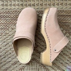 No. 6 Store custom clogs, sz 38